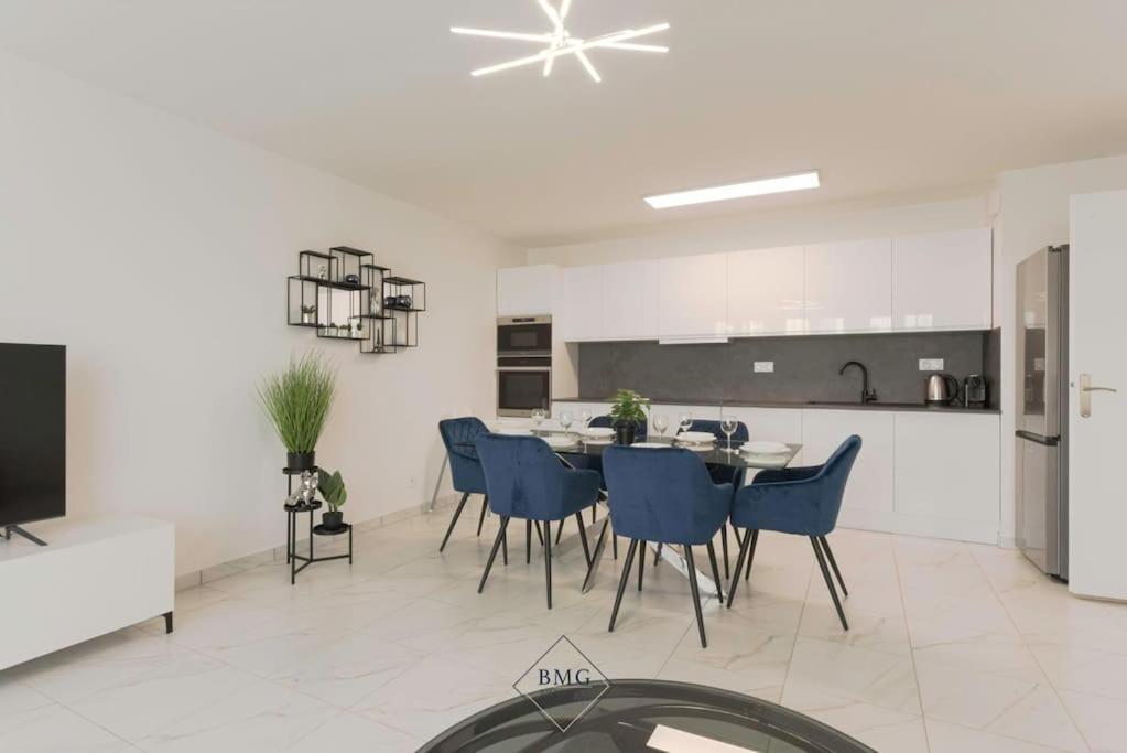 Faubourg Appartement Disneyland Bmyguest Serris Ngoại thất bức ảnh